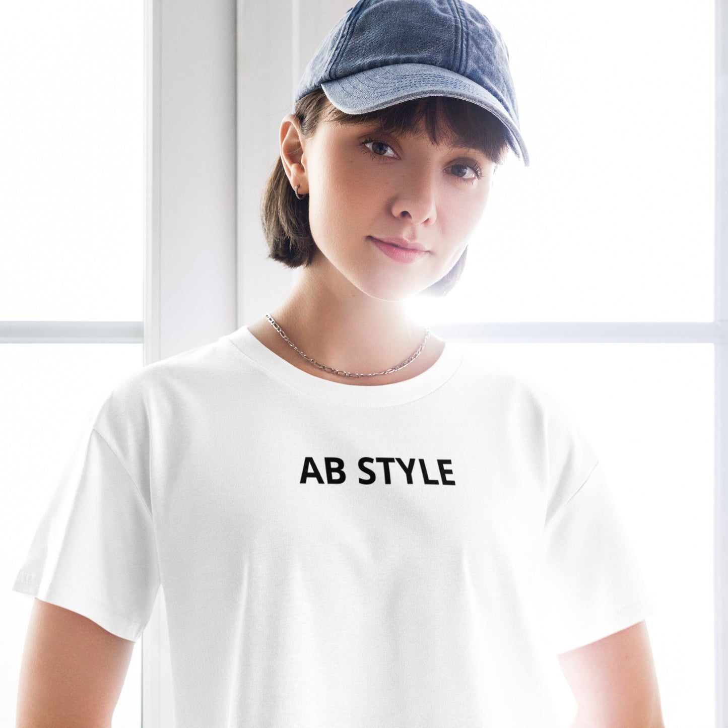 AB Crop Top | White Basic